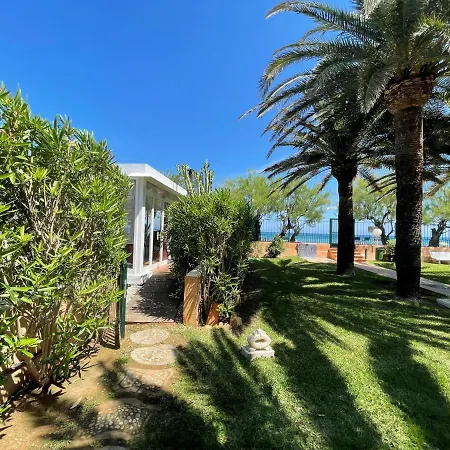 Tetom Primera Linea De Playa Apartment Denia