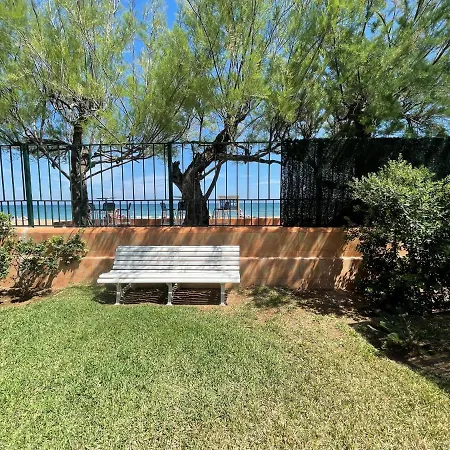 Tetom Primera Linea De Playa Apartment Denia